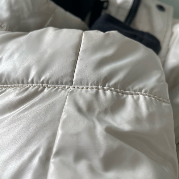 Aritzia tna super puff jacket xxxs gloss birch/white - Picture 9 of 9